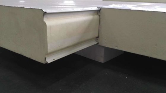 Wall PIR Sandwich Panel Metal Polyurethane Foam Sandwich Panels