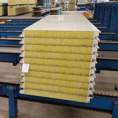 Customizable 64kg/m3 Glasswool Sandwich Panel With Free Sample
