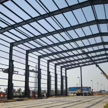 Free Design Prefabricated Steel Factory Industrial Modern Design Steel Structure Building for Metal Storage in Factory Warehouses